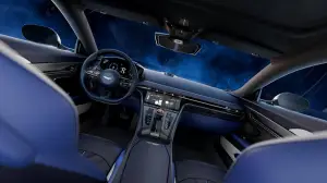 Aston Martin DB12 S - 16