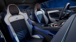 Aston Martin DB12 S - 18