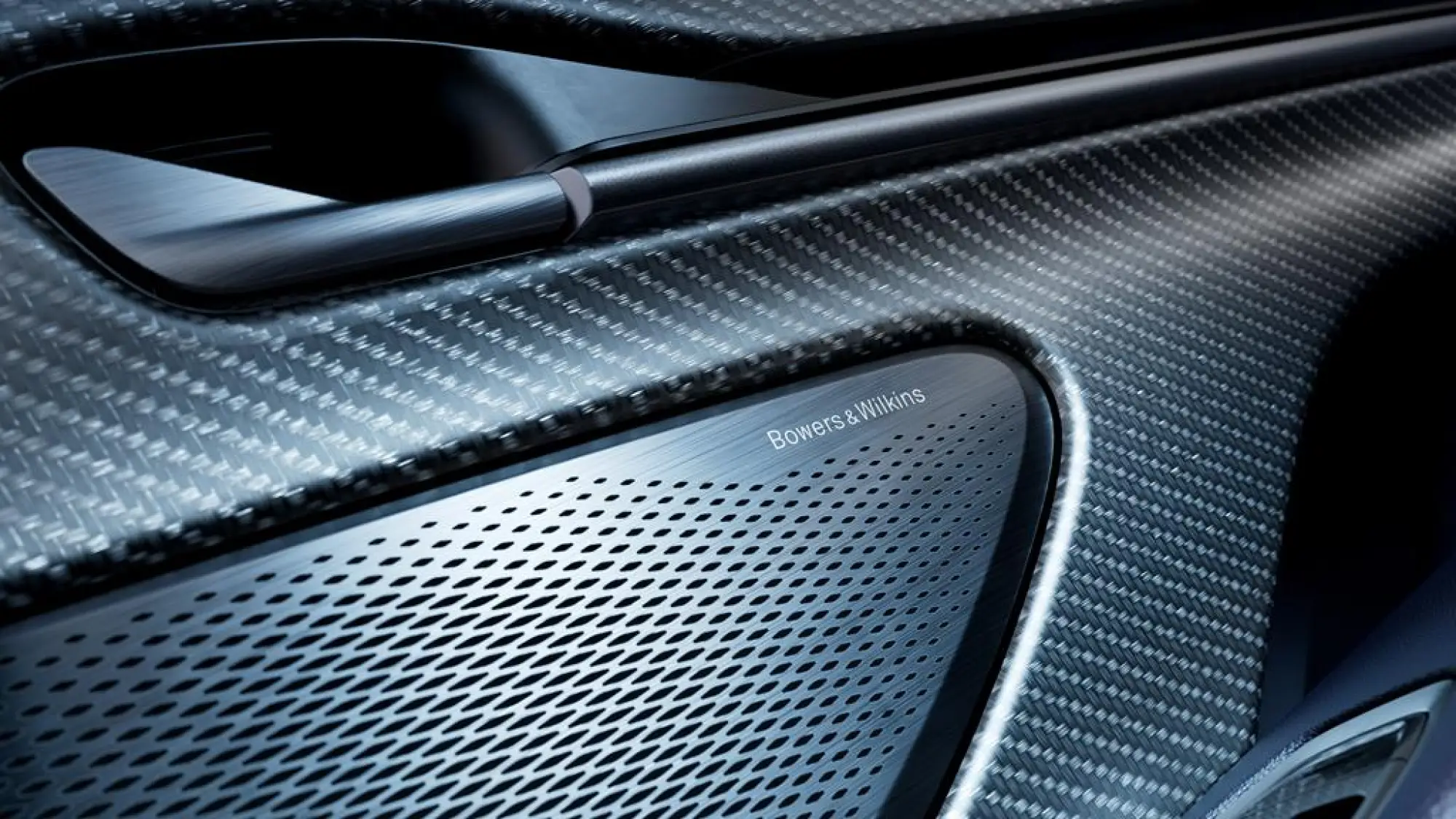 Aston Martin DB12 S - 20