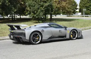Ferrari F80 - Foto spia 08-10-2025 - 4