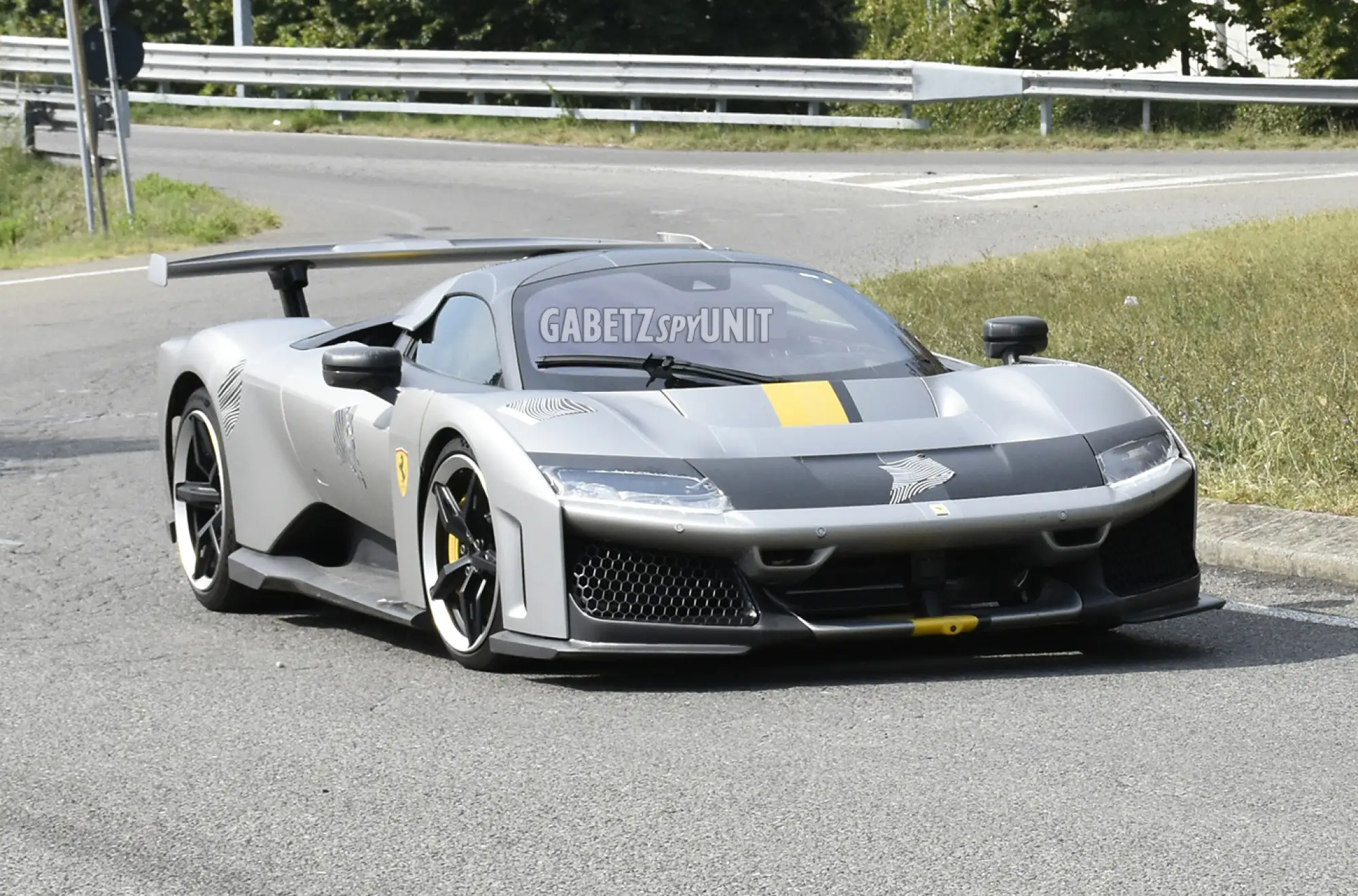 Ferrari F80 - Foto spia 08-10-2025 - 14