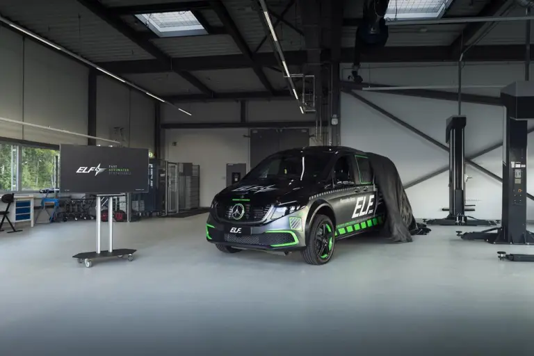 Mercedes ELF 2025 - 43
