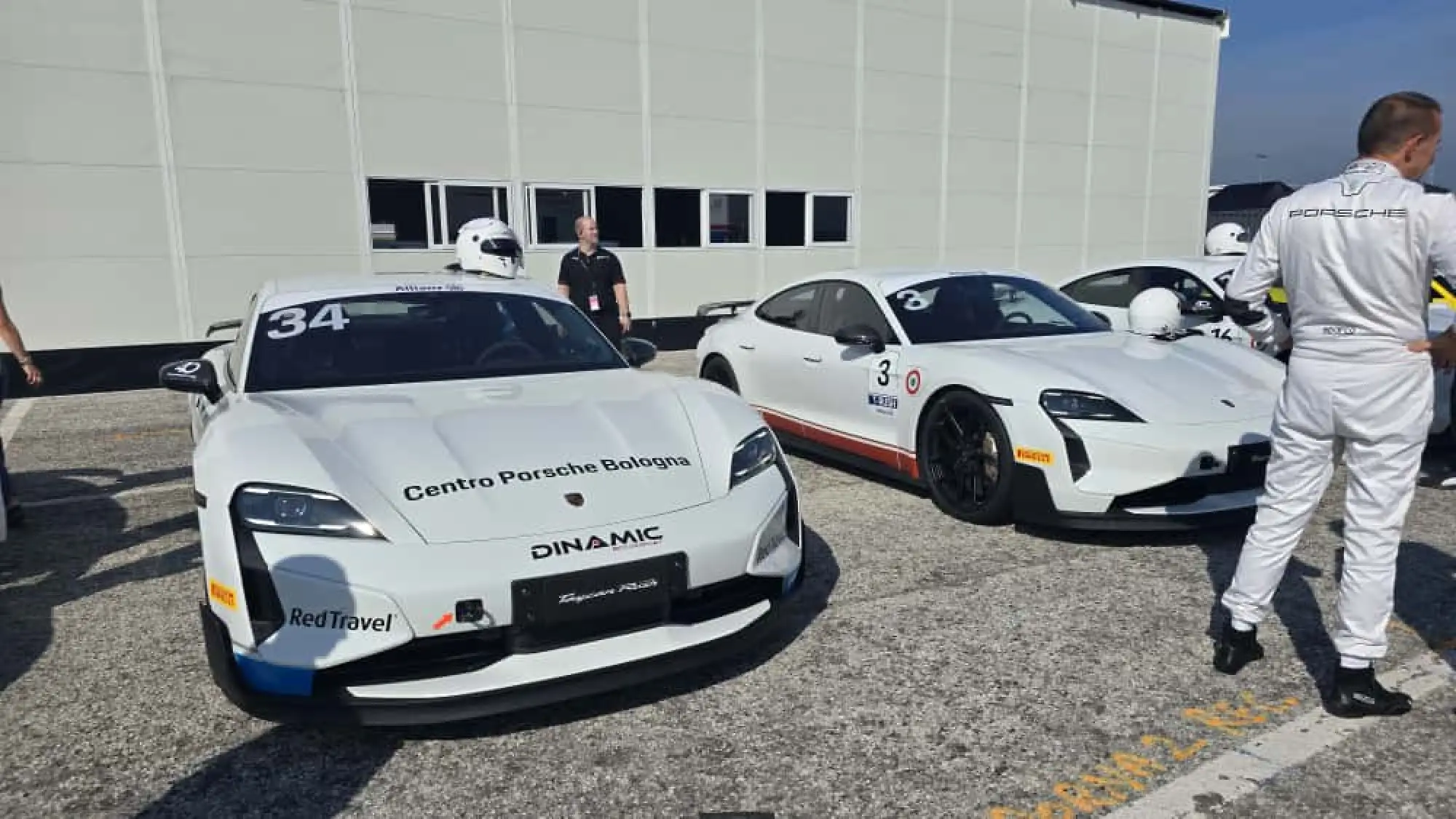 Porsche Taycan Rush 2025 - 5