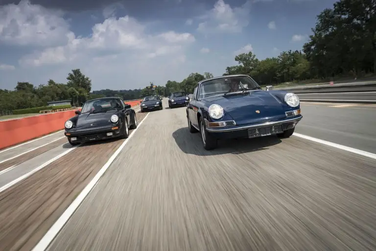 Pirelli - Porsche 911 Classiche e Youngtimer - 2