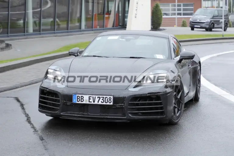 Porsche Cayman - Foto spia 17-10-2025 - 1