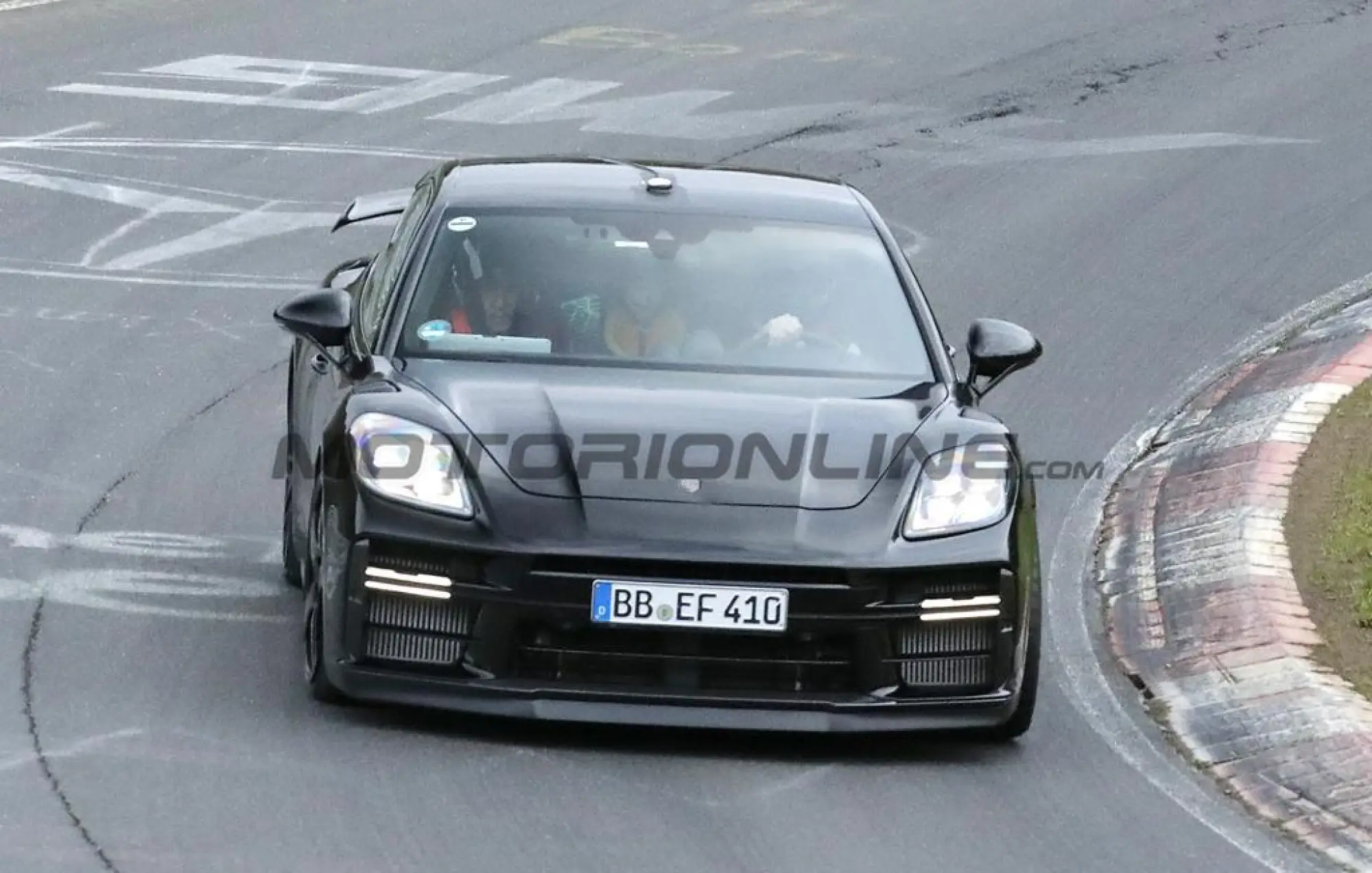 Porsche Panamera Turbo GT 2027 - Foto spia 20-10-2025 - 1
