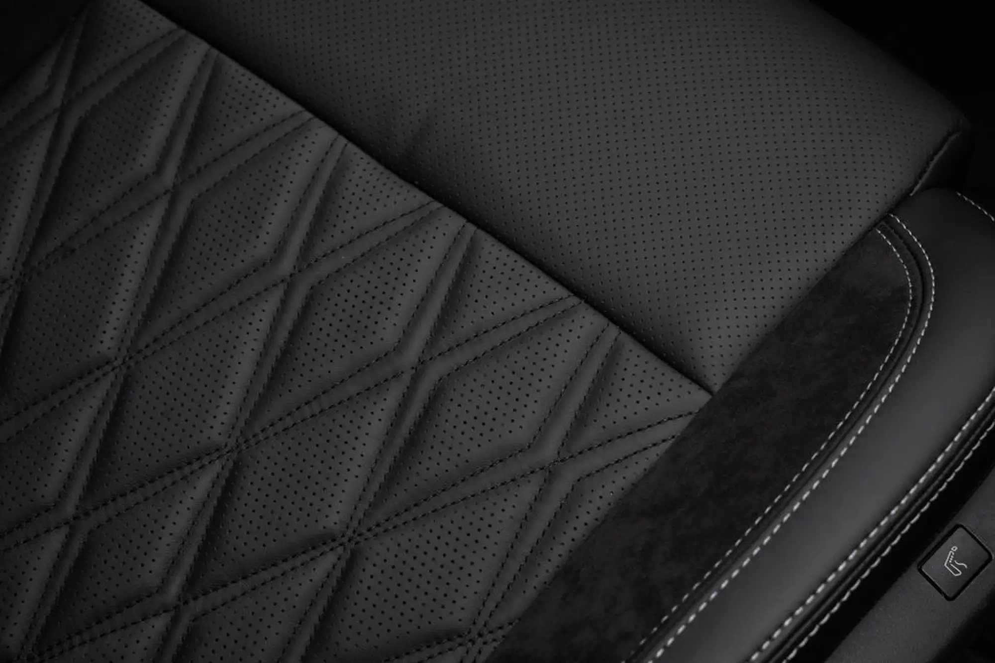 Nissan Qashqai e-Power 2025 - Milano - 102