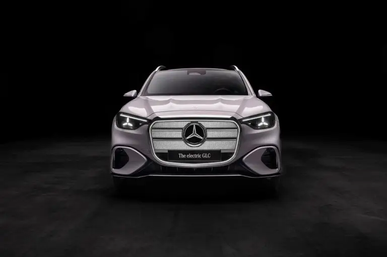 Mercedes GLC elettrica - 10