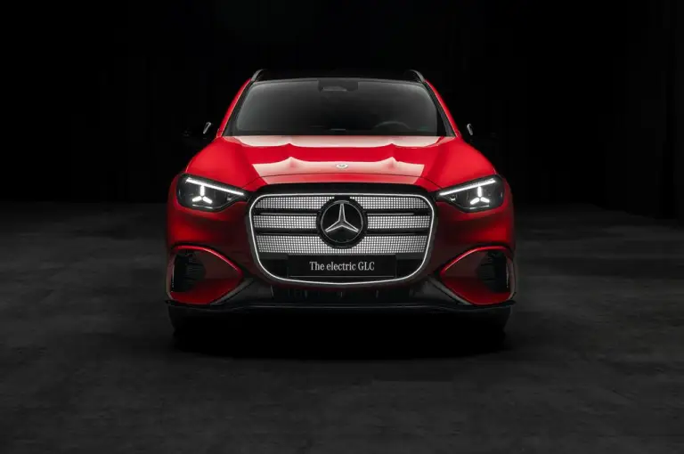 Mercedes GLC elettrica - 15