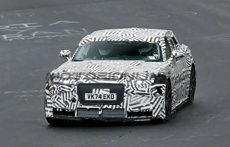 Jaguar Type 00 - Foto spia 23-10-2025 - 2