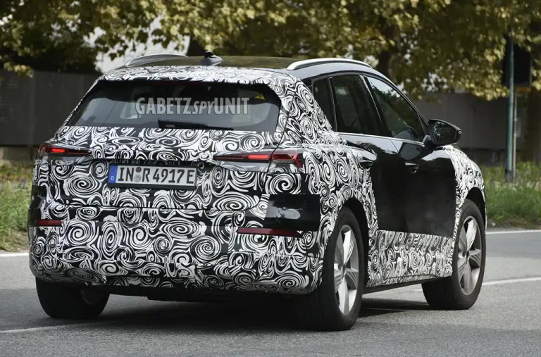 Audi Q4 e-tron 2026 - Foto spia 27-10-2025 - 9