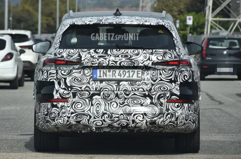 Audi Q4 e-tron 2026 - Foto spia 27-10-2025 - 3