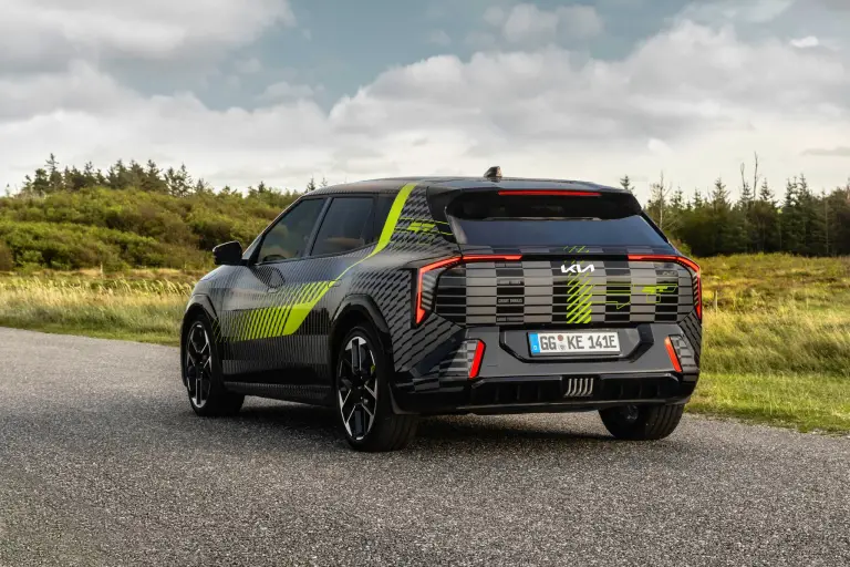 Kia EV4 GT - Prototipo - 3