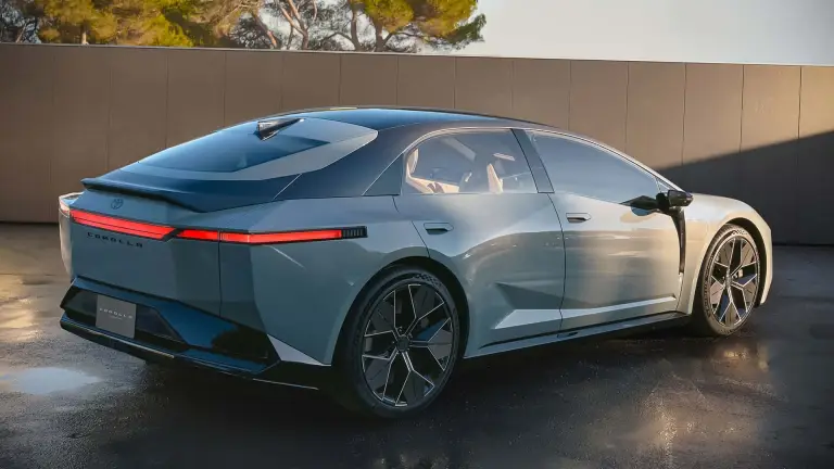 Toyota Corolla Concept 2025 - 19