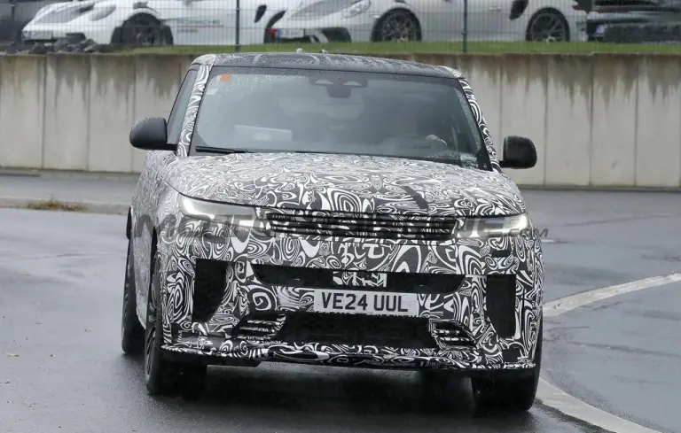 Range Rover Sport SV 2027 - Foto spia 30-10-2025 - 1