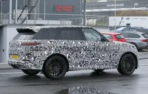 Range Rover Sport SV 2027 - Foto spia 30-10-2025