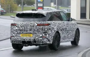 Range Rover Sport SV 2027 - Foto spia 30-10-2025