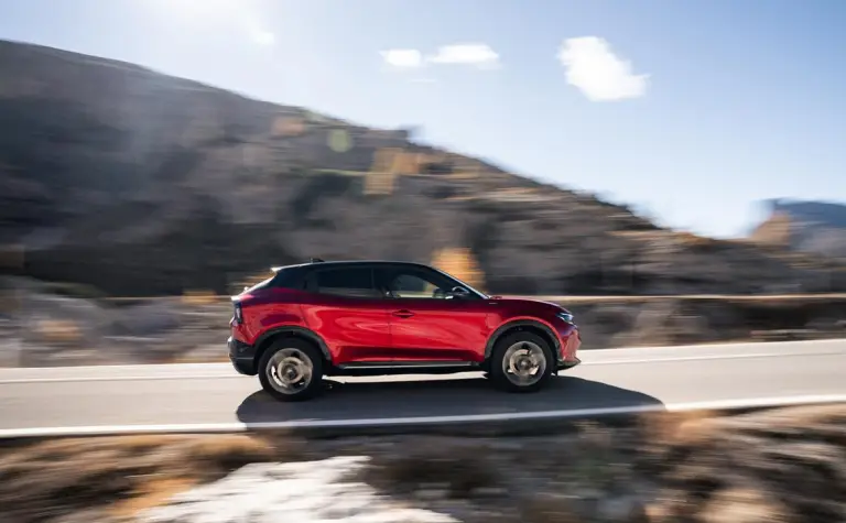 Alfa Romeo Junior edizione Milano Cortina 2026 - 6