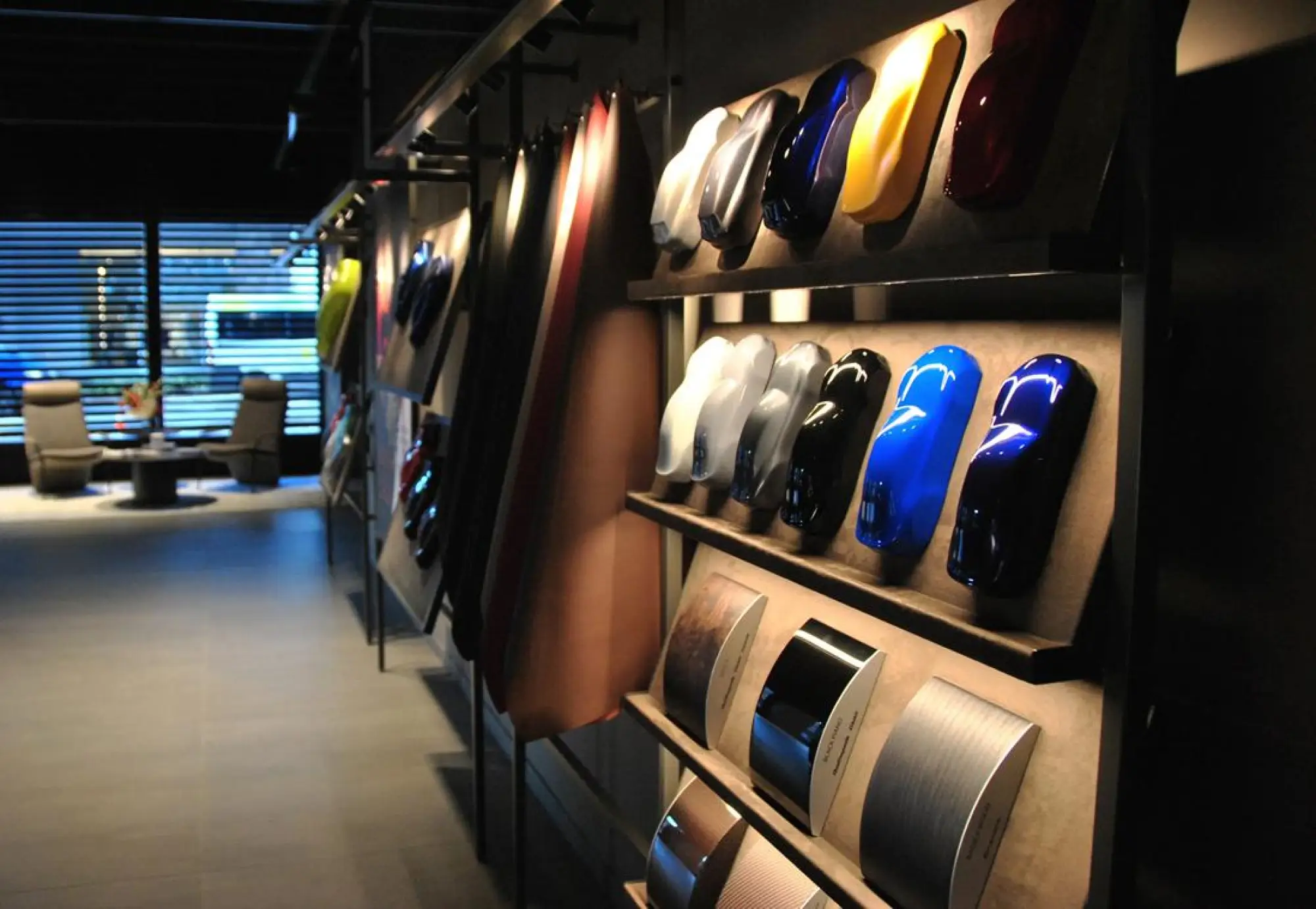 Alfa Romeo - Maserati - BOTTEGAFUORISERIE - 12