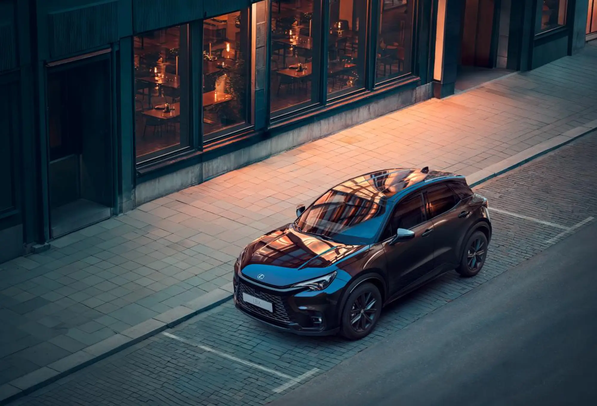 Lexus LBX Vibrant Edition - 9
