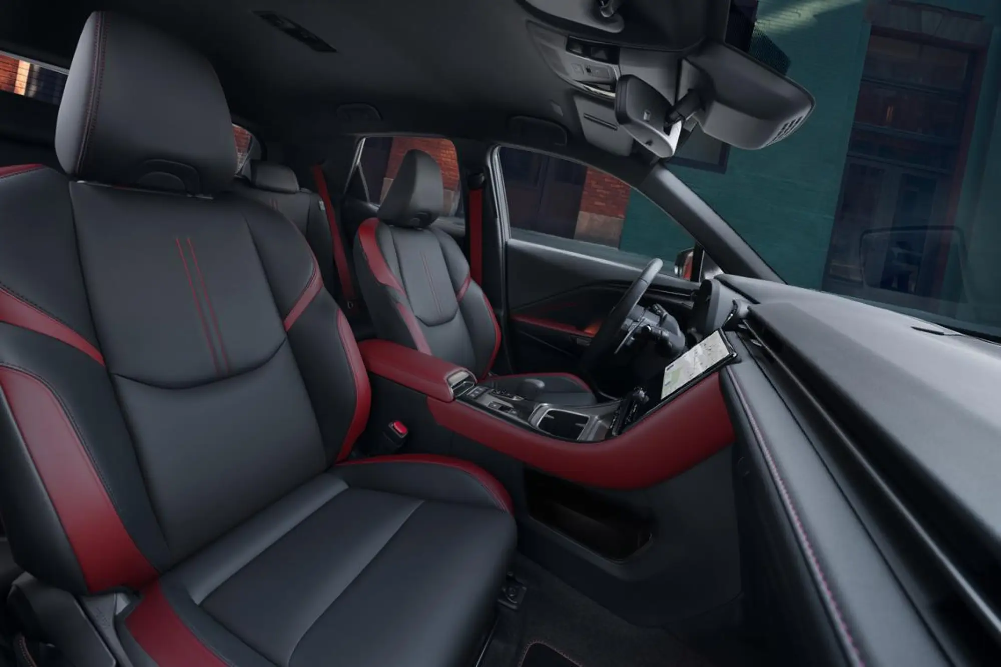 Lexus LBX Vibrant Edition - 13