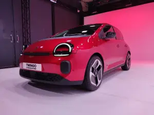 Renault Twingo 2026 - Foto Parigi
