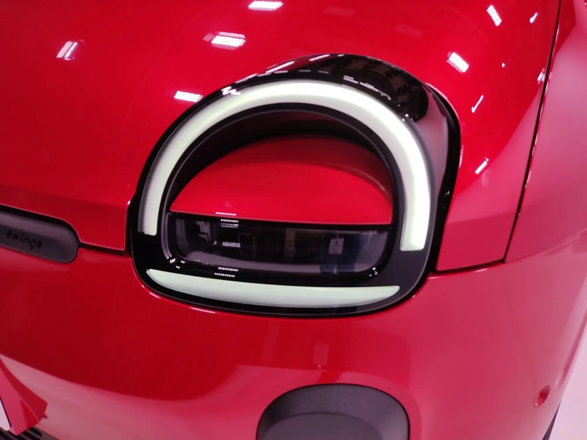 Renault Twingo 2026 - Foto Parigi - 2