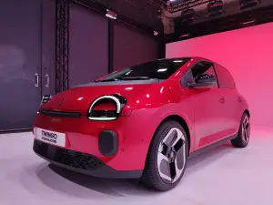 Renault Twingo 2026 - Foto Parigi
