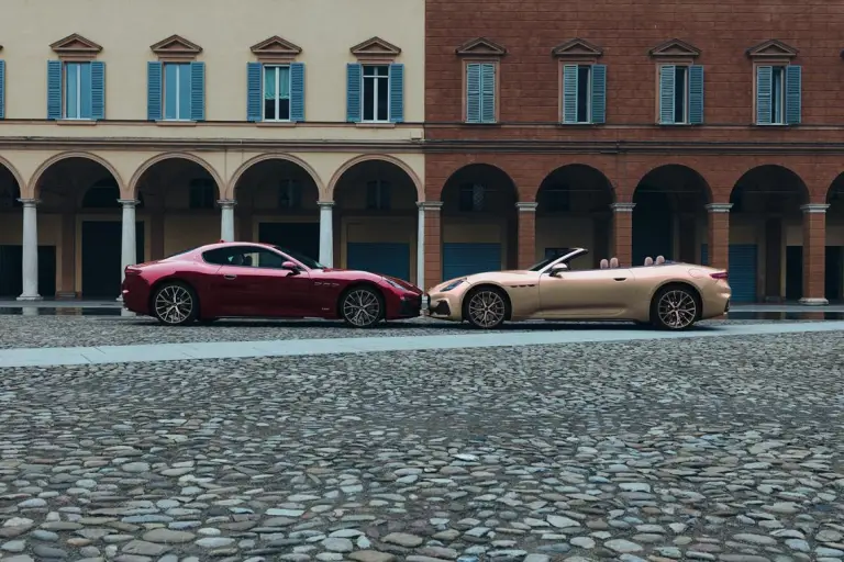 Maserati GranTurismo Rosso Velluto e GranCabrio Oro Lirico - 17