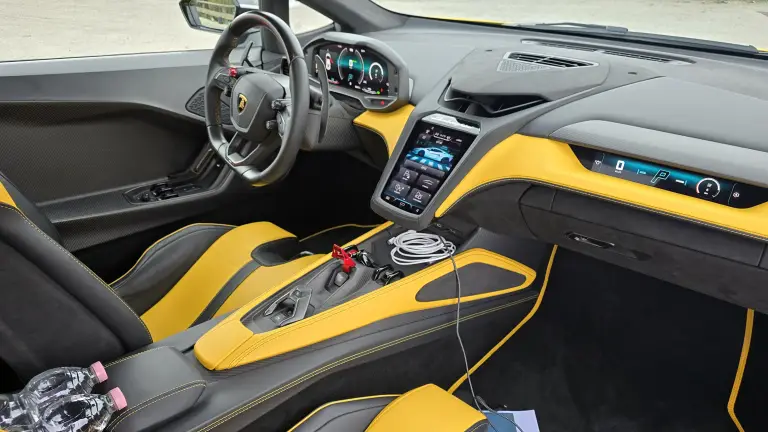 Lamborghini Temerario 2025: test drive - 12