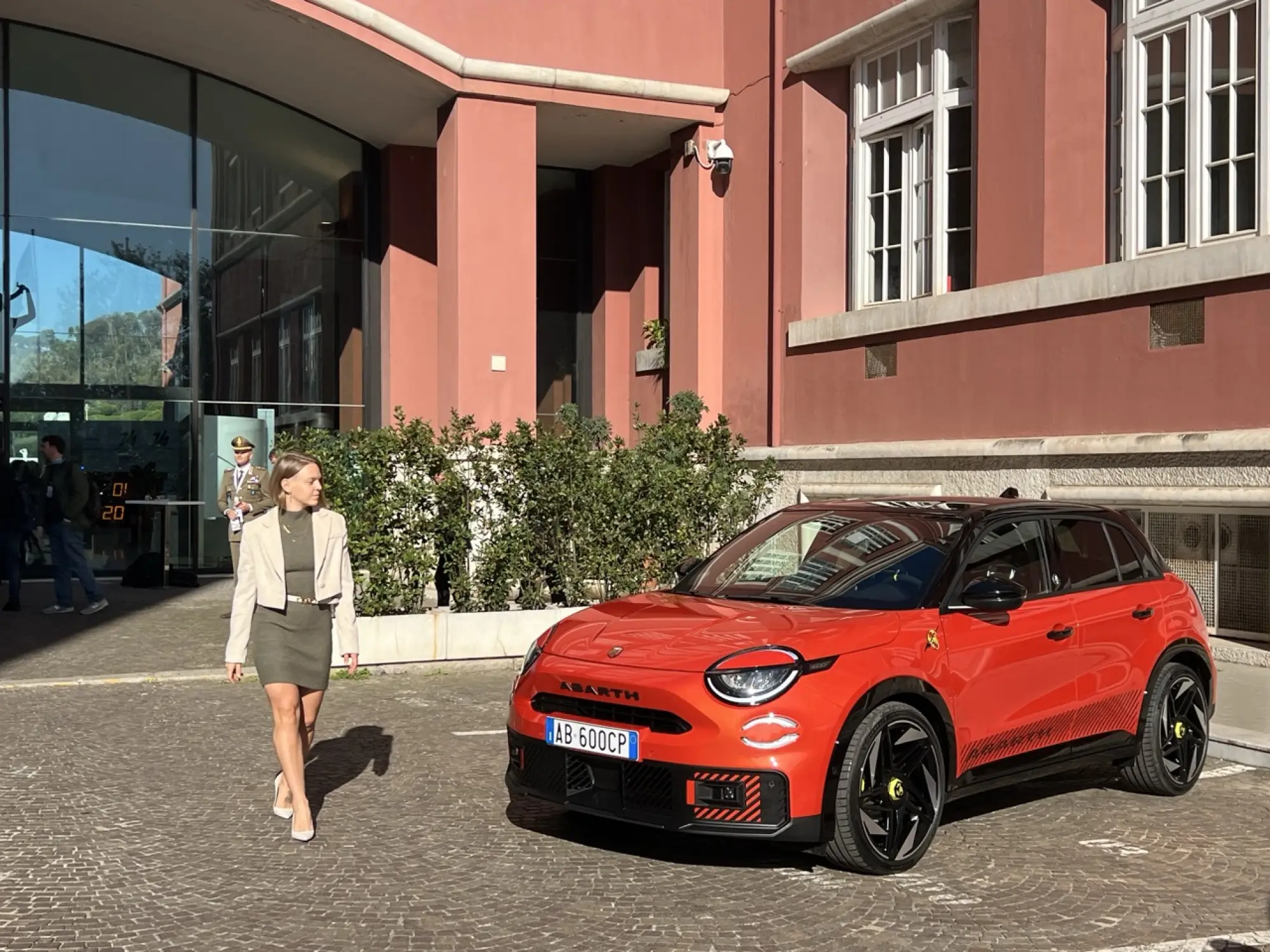 Galleria 2025-11-10 19-32 - 10