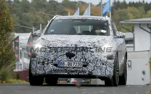 Mercedes-AMG GLA 35 2027 - Foto spia 11-11-2025