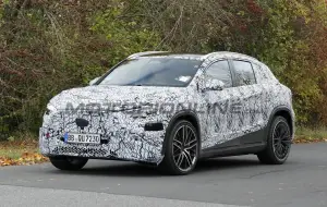 Mercedes-AMG GLA 35 2027 - Foto spia 11-11-2025