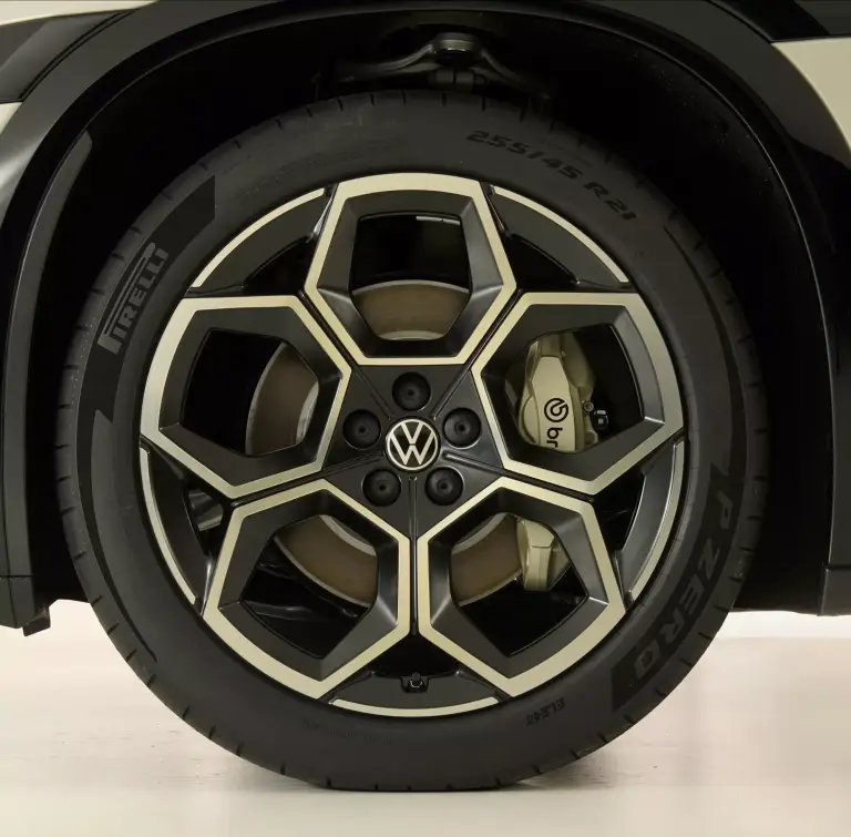 Volkswagen ID Unyx 08 - 5