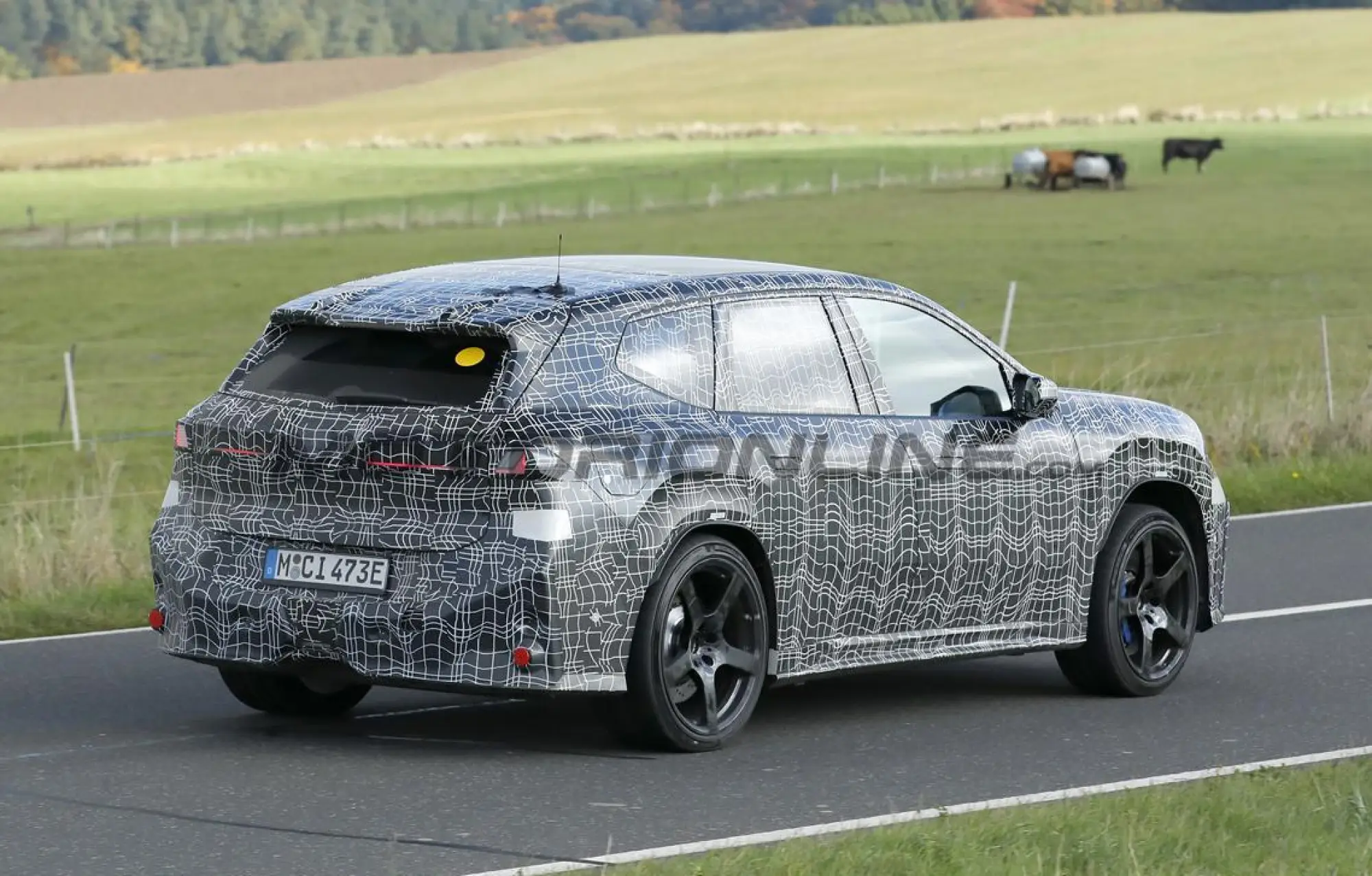 BMW iX3 M - Foto spia 13-11-2025 - 6