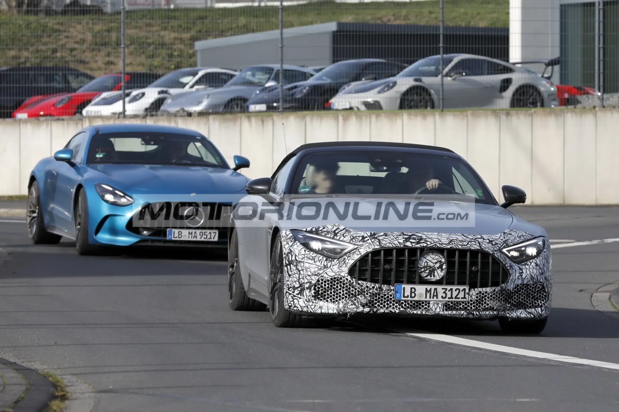 Mercedes AMG SL - Foto spia 13-11-2025 - 9