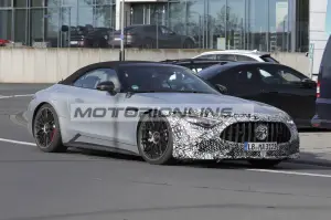 Mercedes AMG SL - Foto spia 13-11-2025