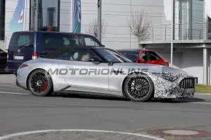 Mercedes AMG SL - Foto spia 13-11-2025