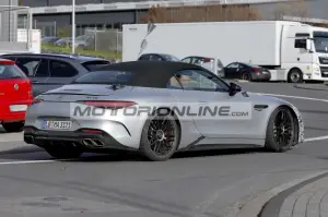 Mercedes AMG SL - Foto spia 13-11-2025