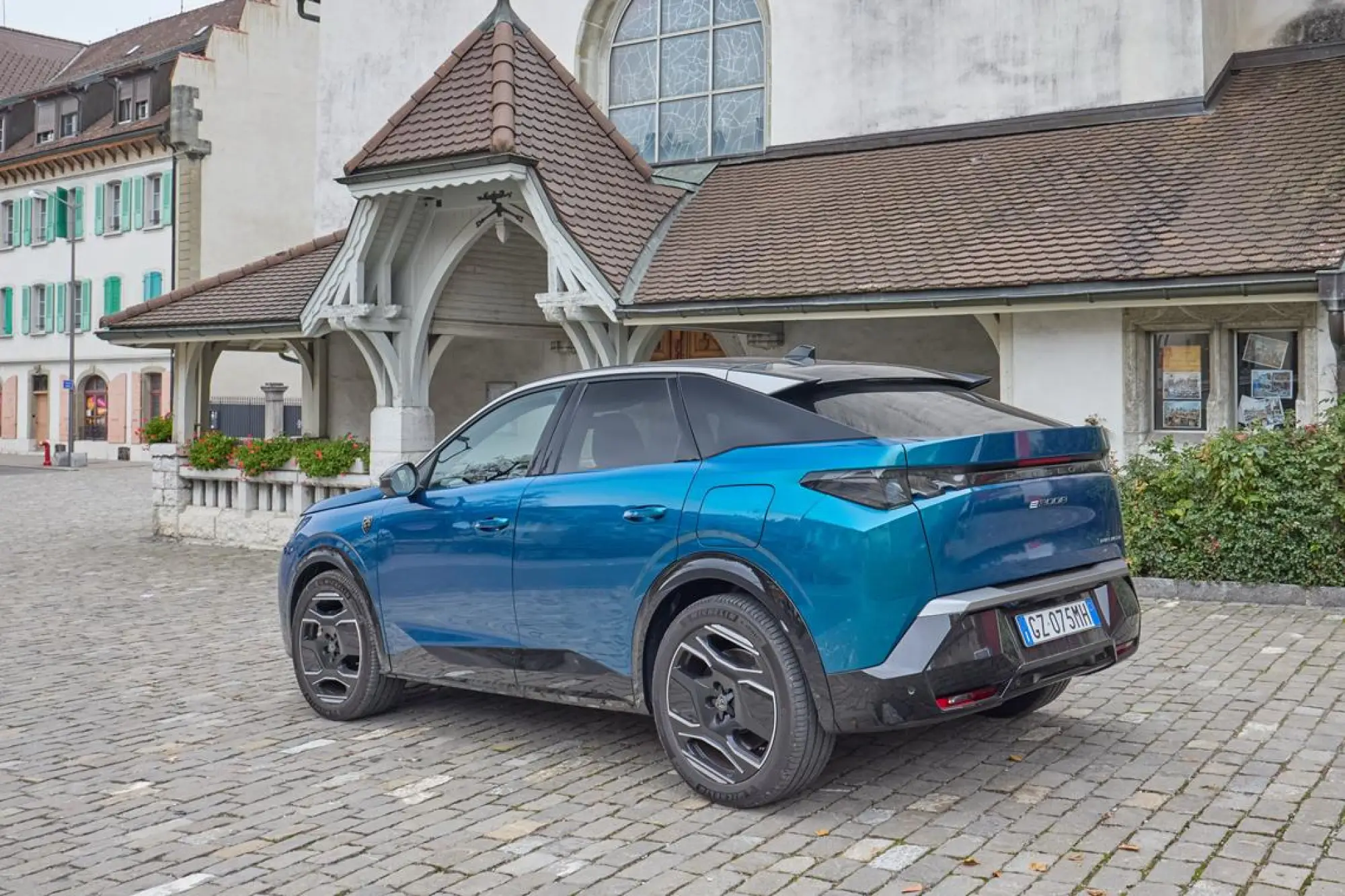 Peugeot 3008 Dual Motor - La Gruyere - 16