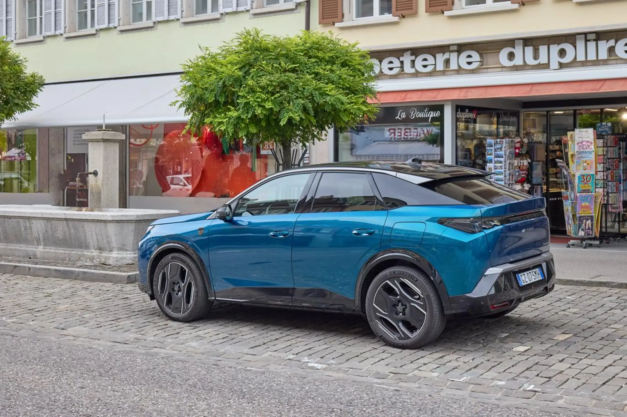 Peugeot 3008 Dual Motor - La Gruyere - 1