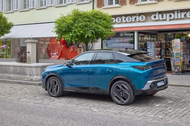 Peugeot 3008 Dual Motor - La Gruyere - 1