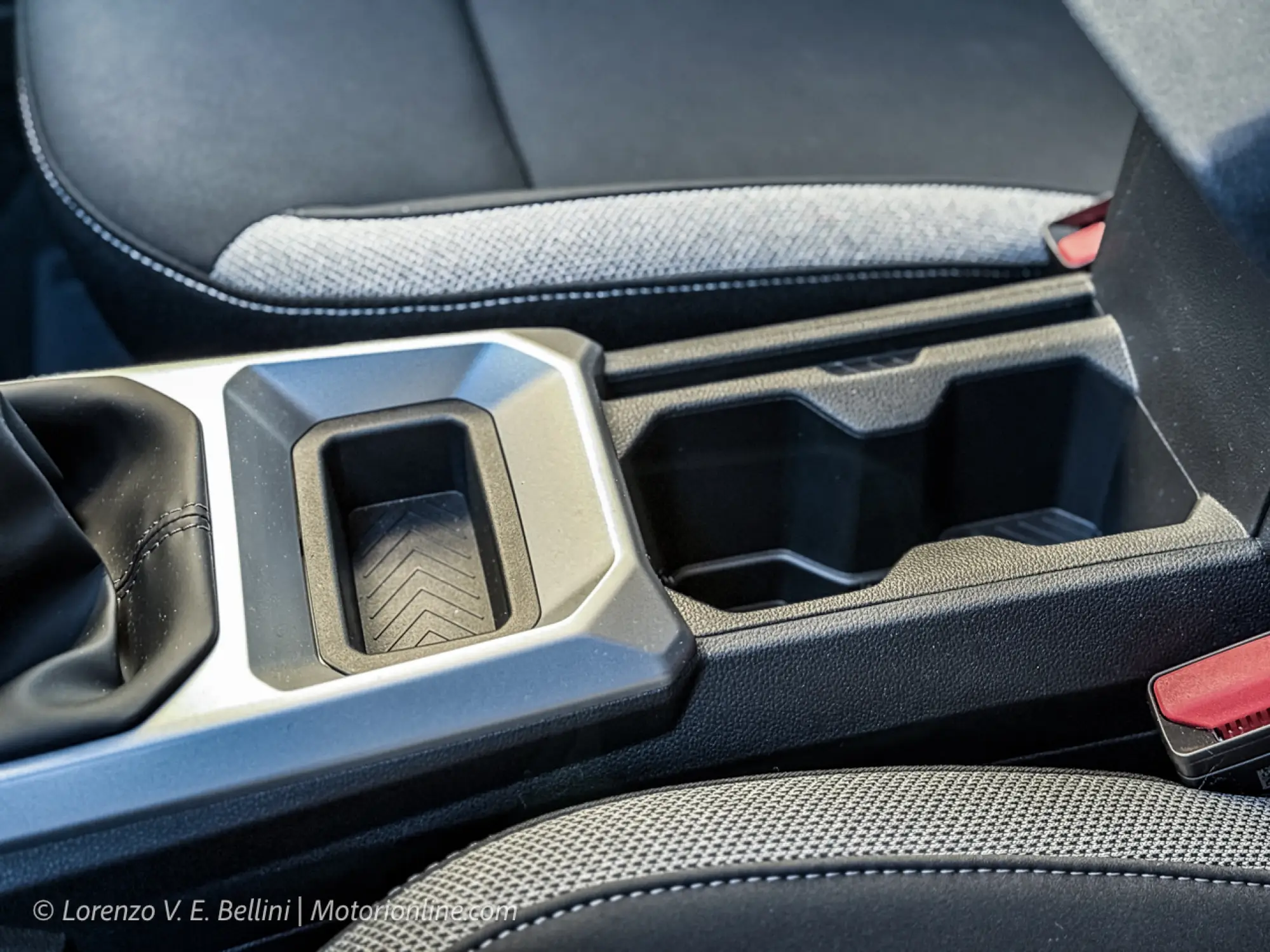 Dacia Bigster Hybrid-G 140 - Primo Contatto - 35