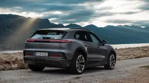 Porsche Cayenne Electric