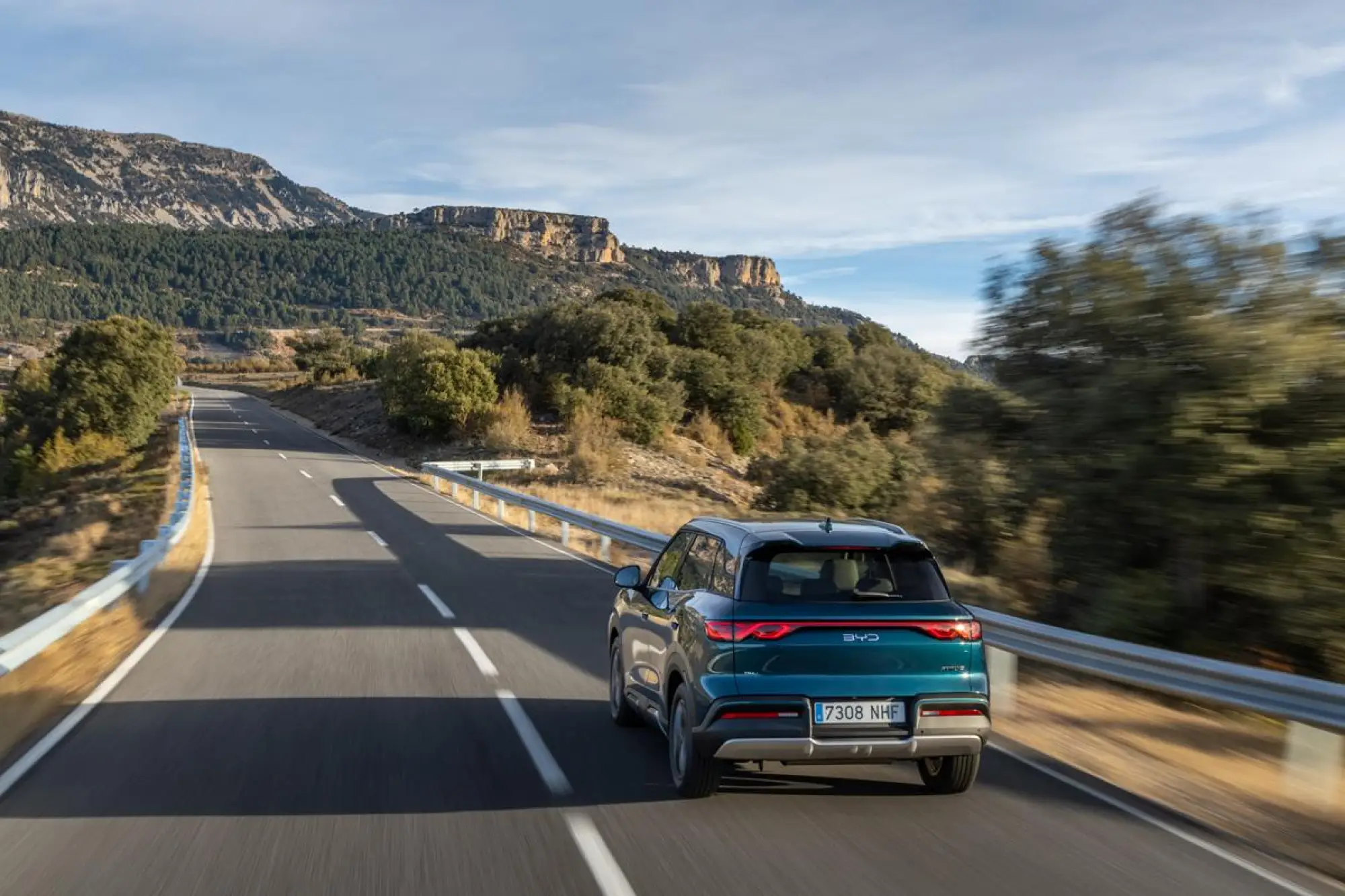 BYD Atto 2 DM-i - 17