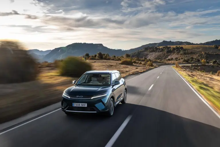 BYD Atto 2 DM-i - 25