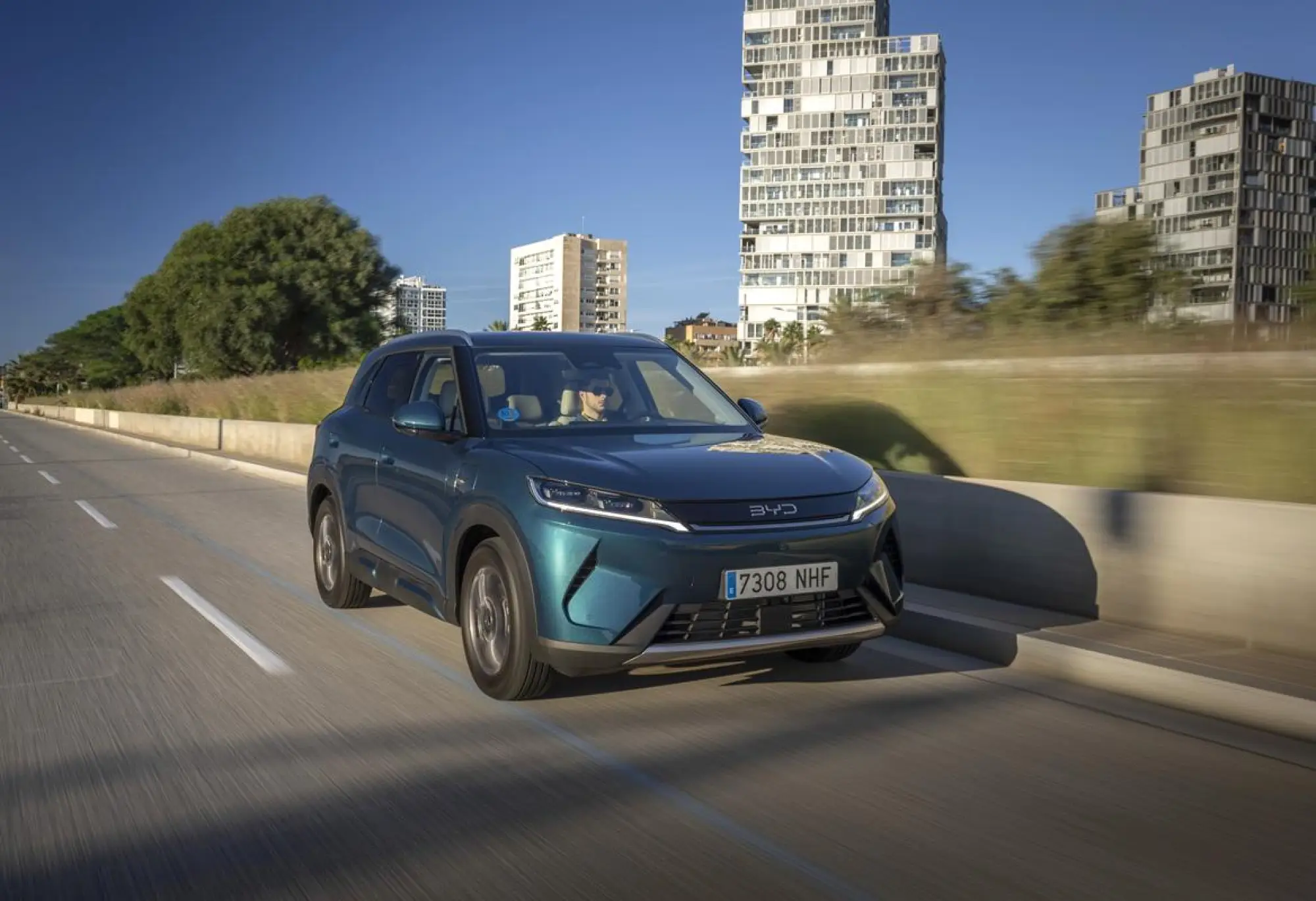 BYD Atto 2 DM-i - 39