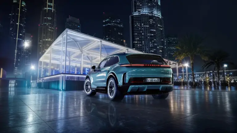 Porsche Cayenne Electric - Foto Dubai - 9