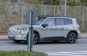 Mercedes GLB 2026 - Foto spia 21-11-2025 - 4
