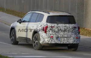 Mercedes GLB 2026 - Foto spia 21-11-2025 - 8